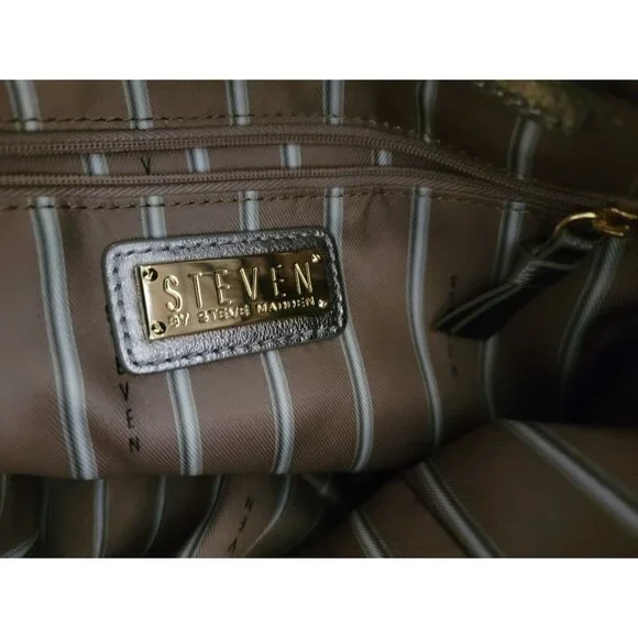 Steven By Steve Madden Metallic Tote Bag With Dual Handles & Zipper Accents - Picture 6 of 8